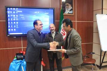 رونمایی از سه محصول فناوری دانشگاه